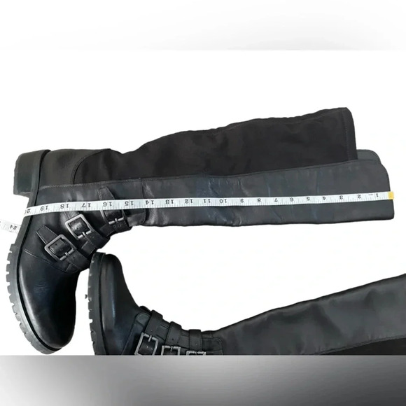 Black Vince Camuto black moto boots in great condition. Size 7.5 - Picture 8 of 14